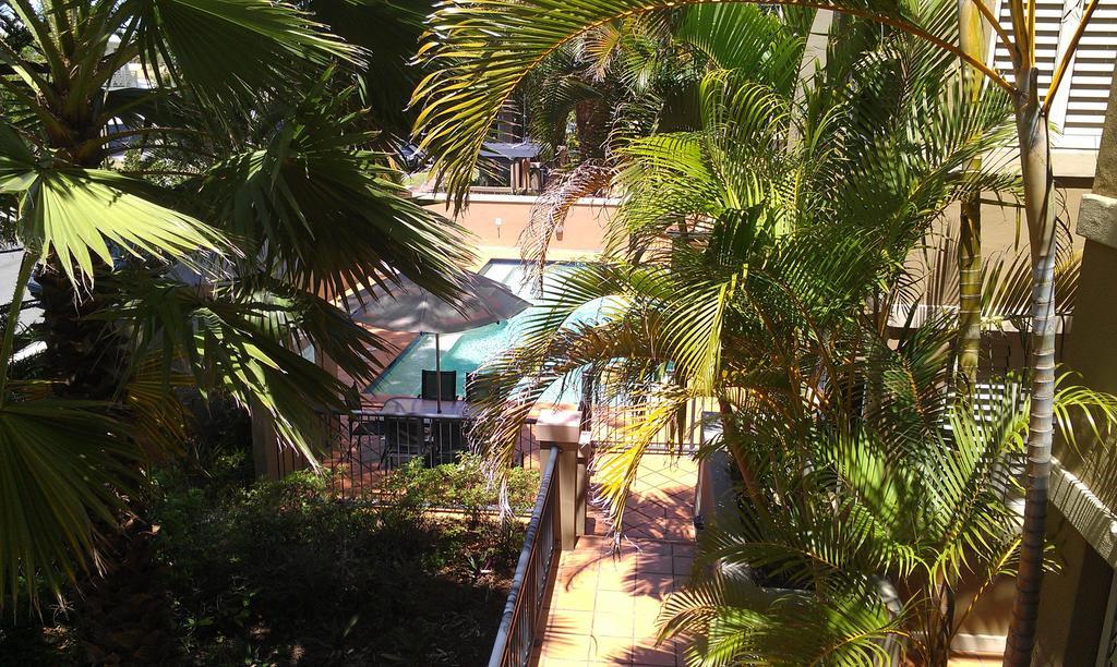 Beaches On Wave Street Gold Coast Exterior foto